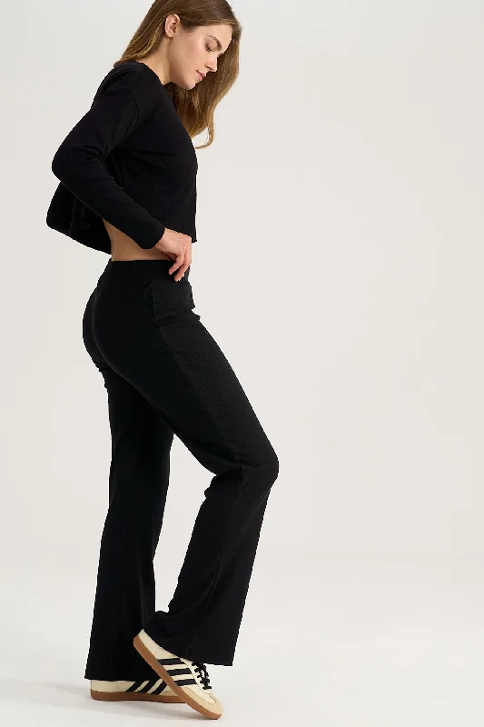 Flared Rib Pants in Black