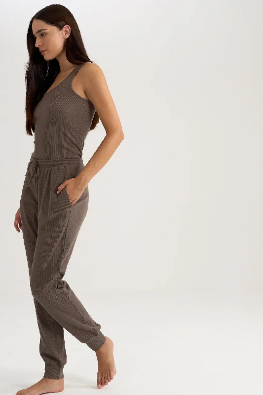 Long Rib Pants in Brown