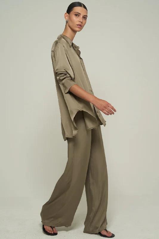 SATIN WIDE-LEG PANTS IN KHAKI